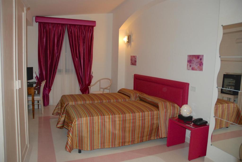 Montecorvino Rovella Albergo Le Dodici Lune חדר תמונה